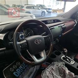 تويوتا هايلوكس